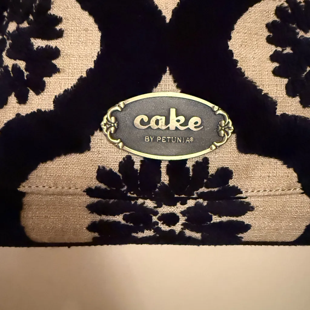 Petunia Pickle Bottom Diaper Bag Black - Image 3