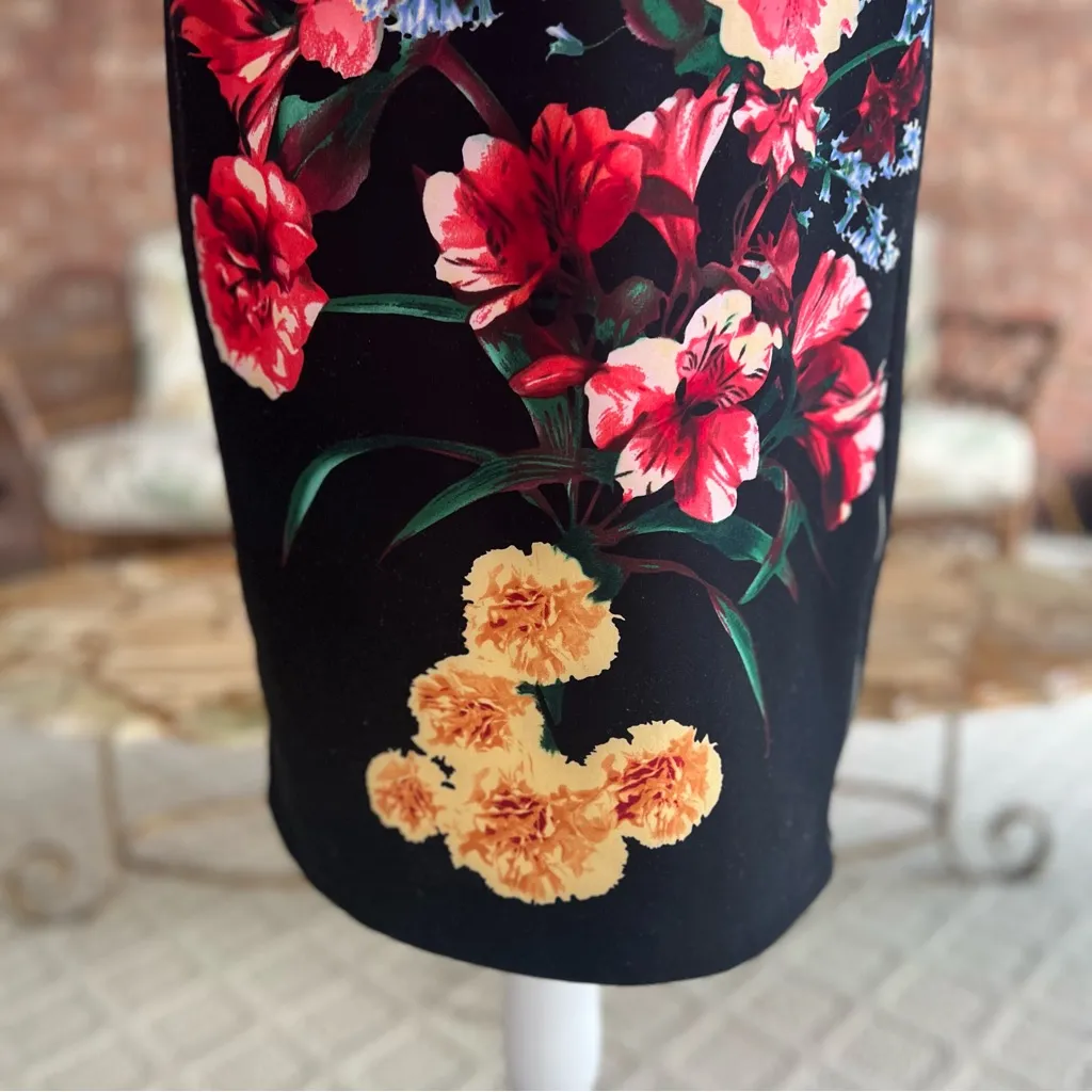 ECI Dress Black Floral Ponte Knit 6 Sheath Pencil Cocktail Garden Party Chic Mod - Image 6