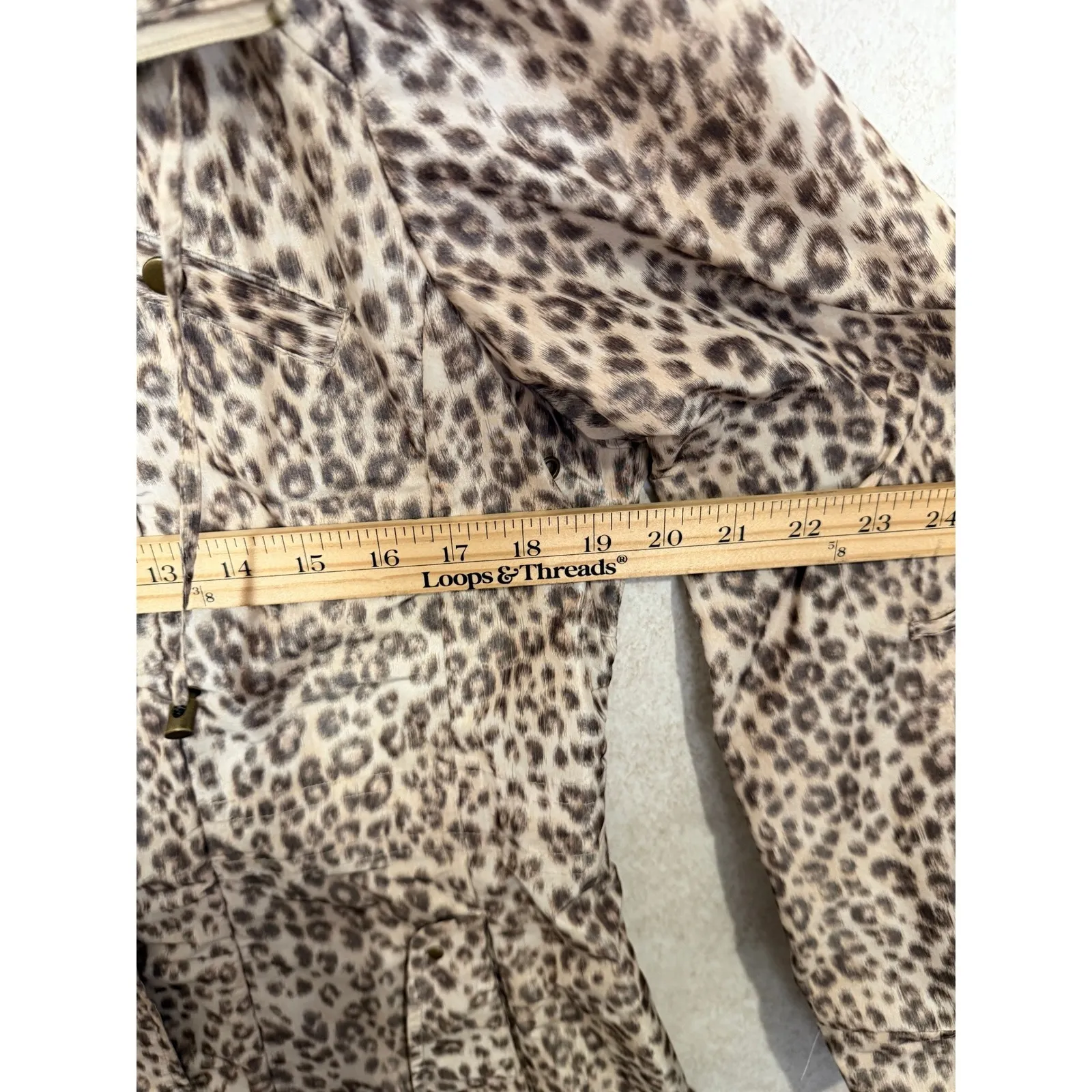 Pendleton Womens Animal Print Hooded Rain Jacket M Chic Outdoor Bold Cheetah - Image 5