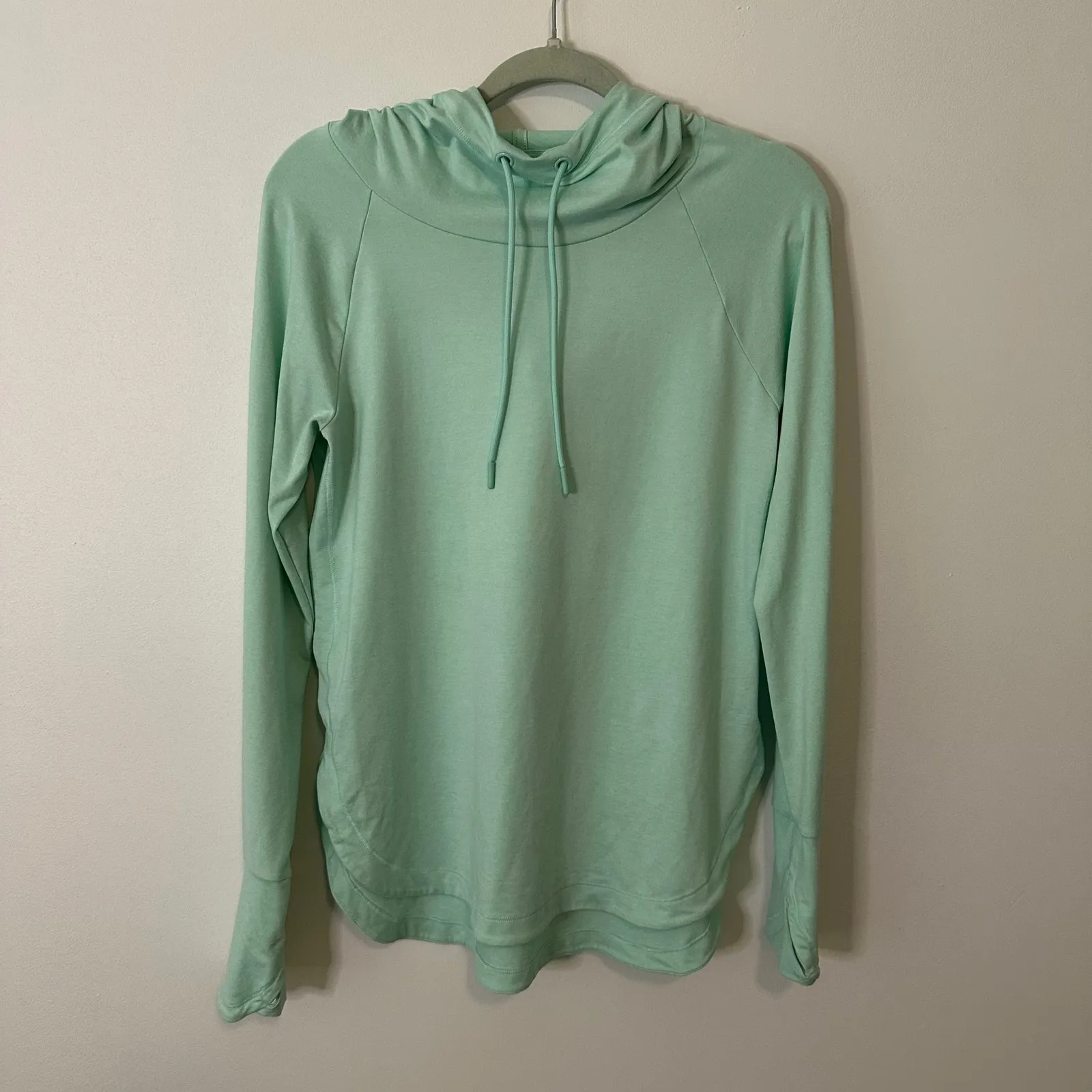 Athleta seafoam green blue pullover hoodie size S - Image 9