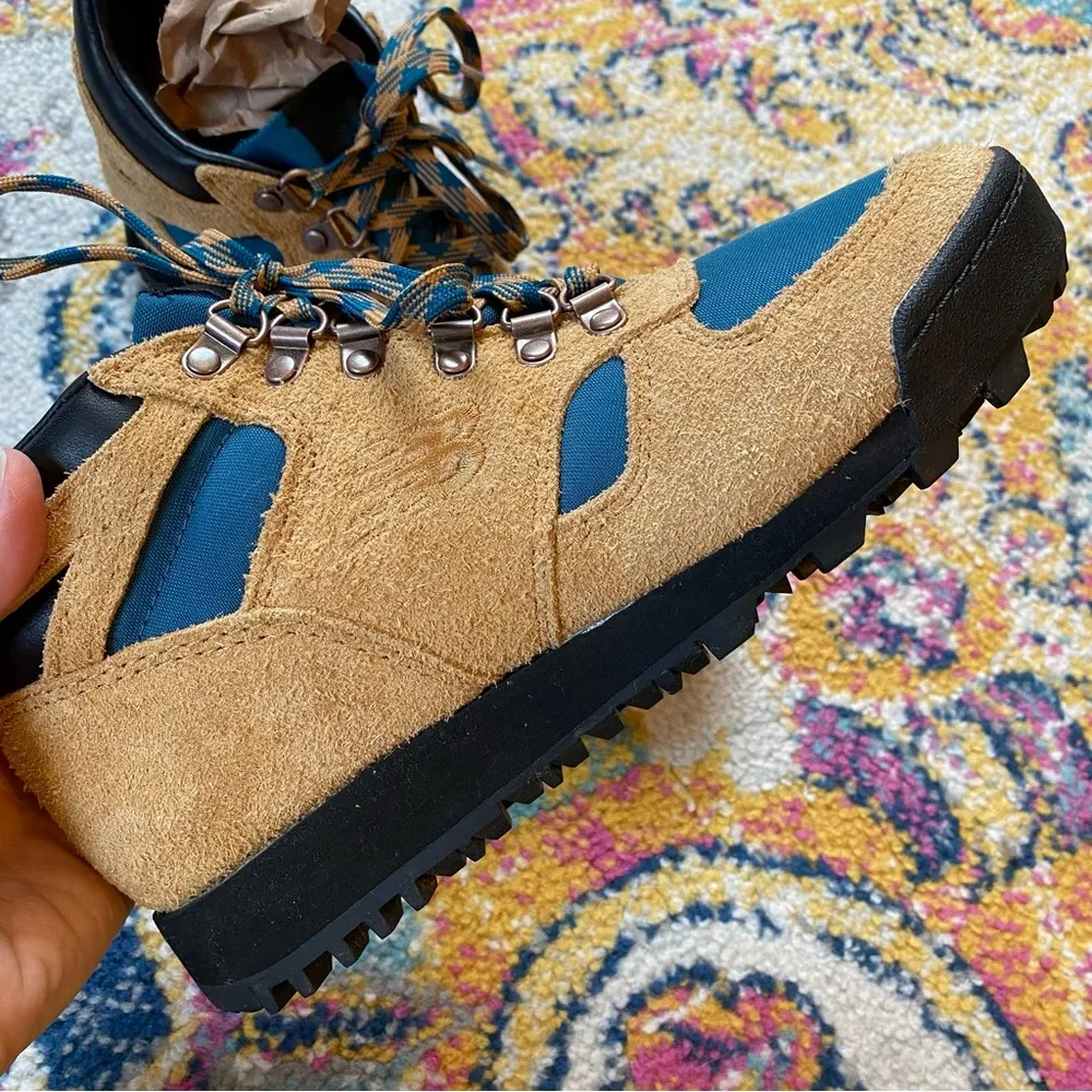 New Balance Rainer Urainaa Vibram
Hiking Boots Size 6.5 (womens 8.5) - Image 5