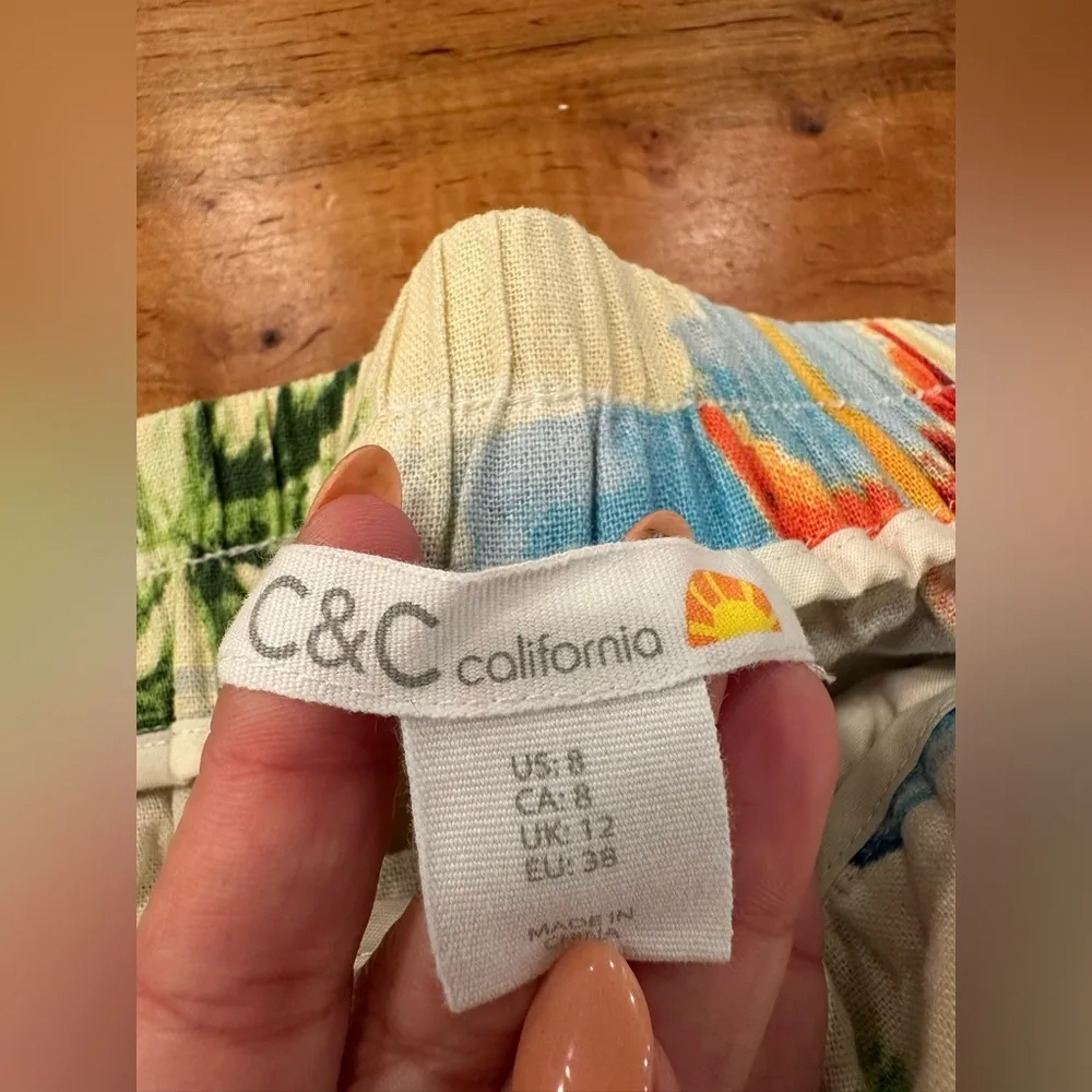 EUC C&C California Tropical Palm Tree Belted Linen Blend Shorts Womens Size 8 - Image 3