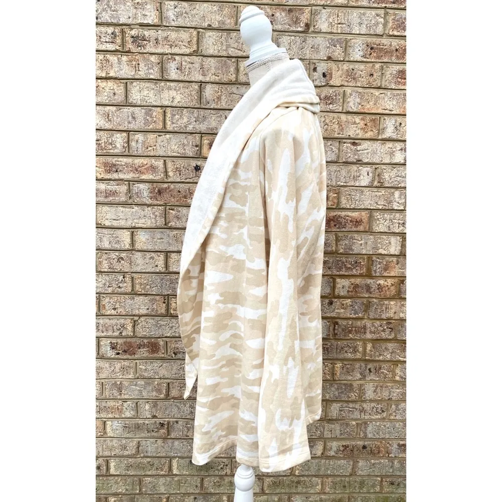 NWT Lucky Brand Beige Camo Hooded Cardigan - Image 3