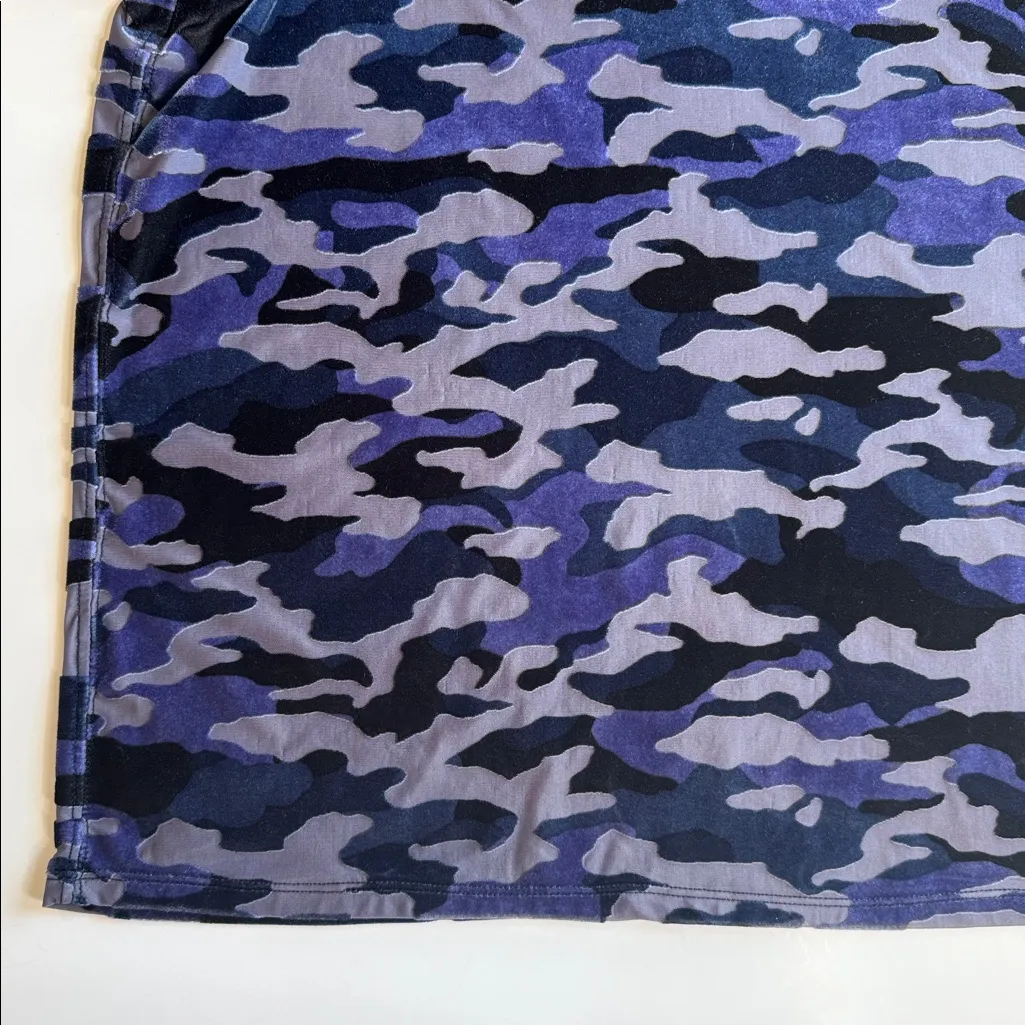 We the Free People Oversize Teddy Burnout Velvet Camo Tee Blue Size S - Image 11