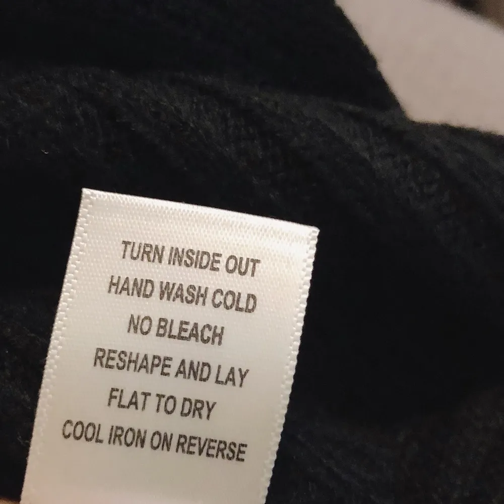 Self Esteem 2-Pc Crewneck Christmas Sweater w/Infinity Scarf, Size M New w/Tag - Image 11