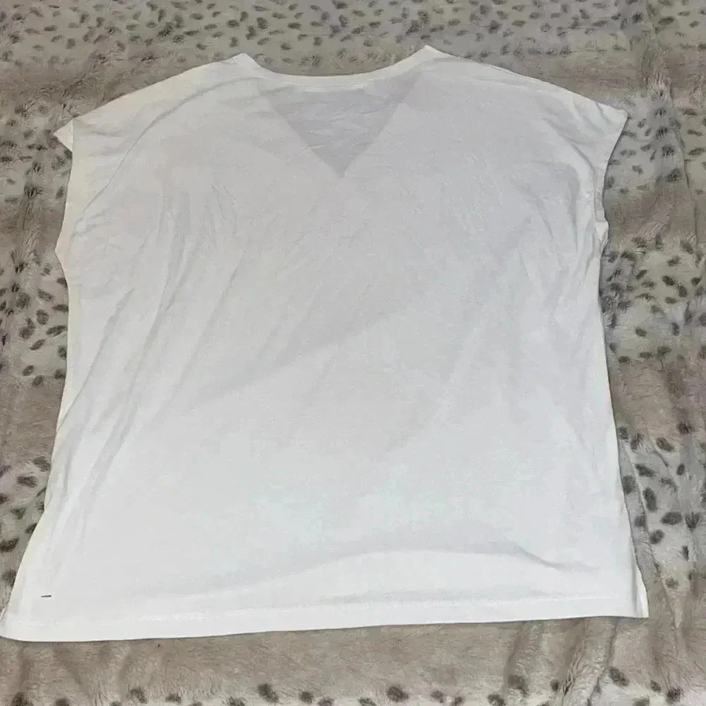 Women’s Merokeety Blouse - Image 2