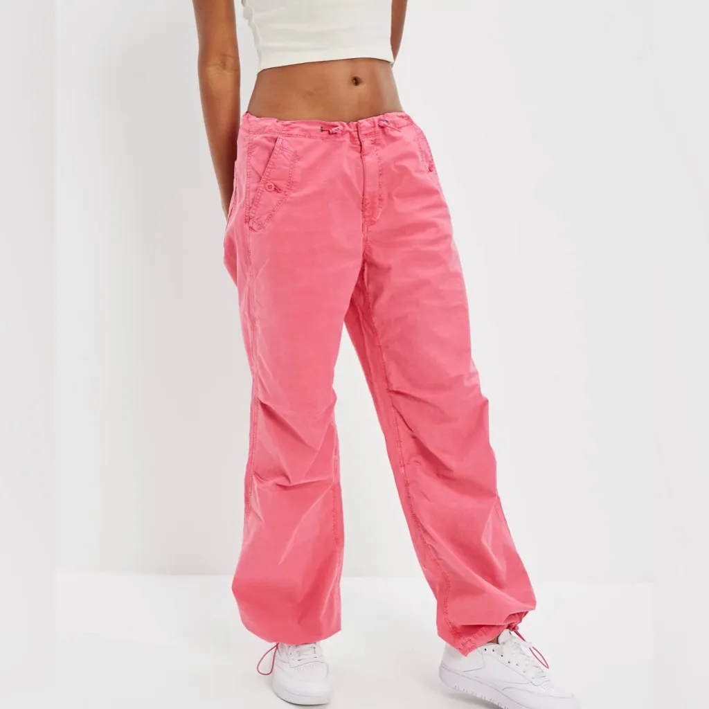 NWT American Eagle, Pink Parachute Pants - Image 3
