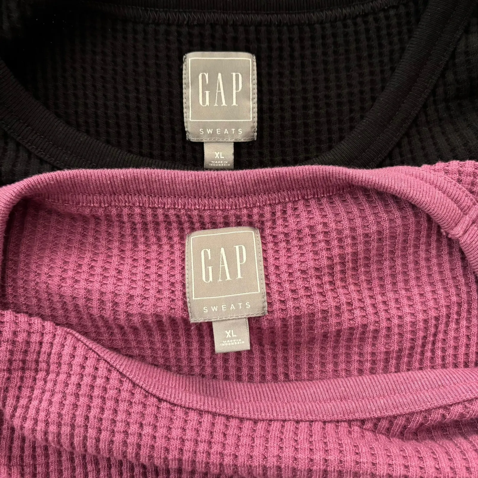 Lot of 2 Gap Size XL Waffle Crewneck Shirt Long Sleeve True Black Deep Dahlia - Image 6