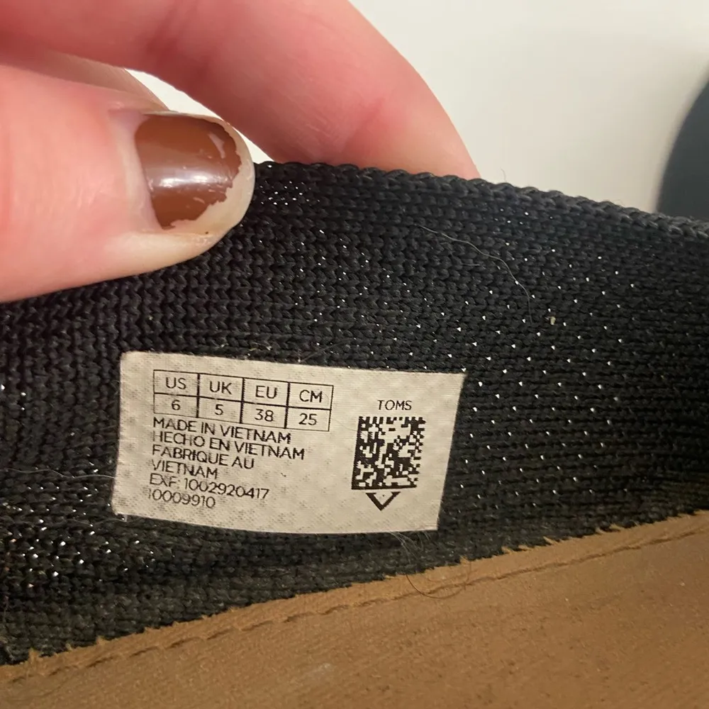 TOMS women’s solid black knit alpargata espadrilles slip on flats casual shoes 6 - Image 6