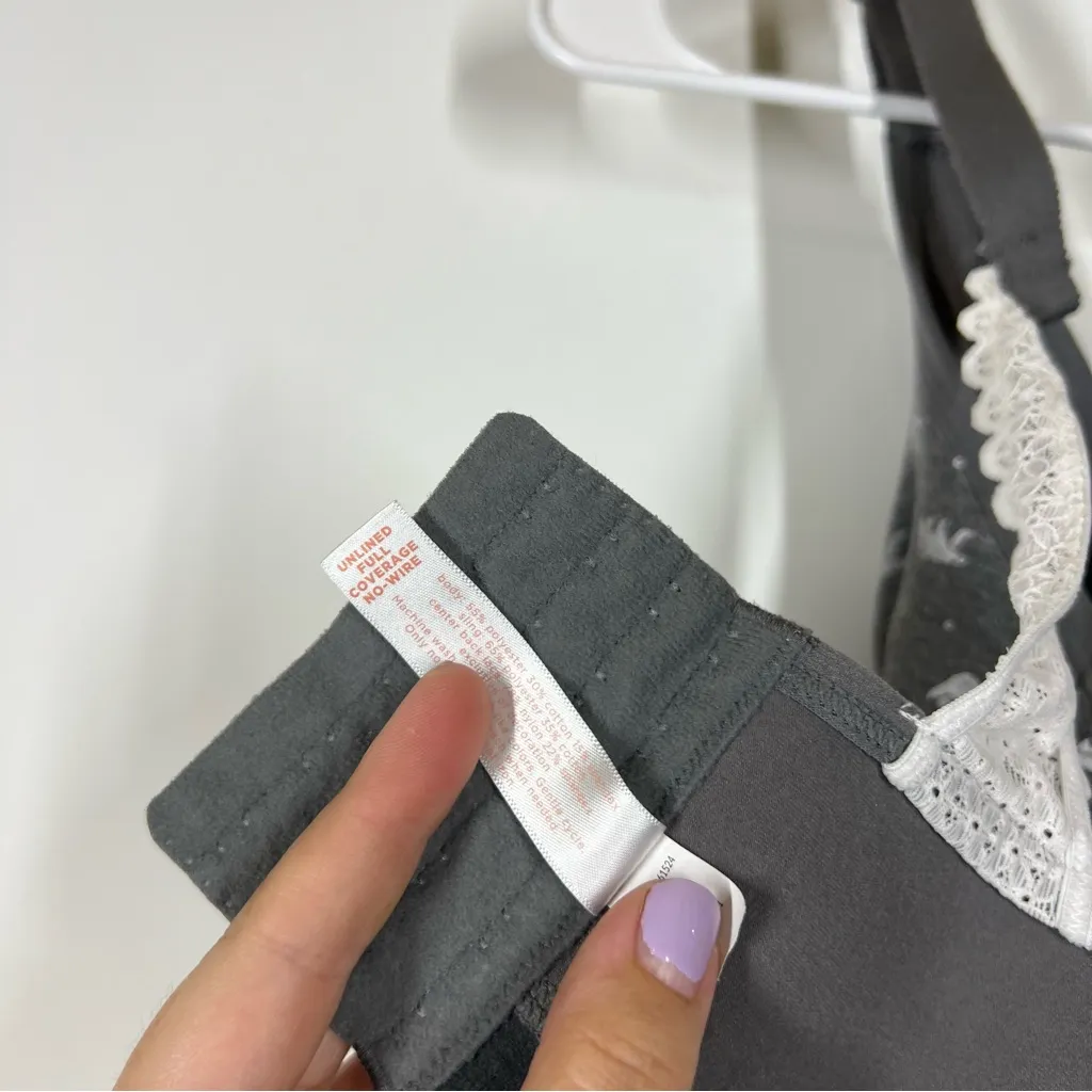 Cacique Unlined Full Coverage No Wire Polar Bear Bra Size 42D - Image 11