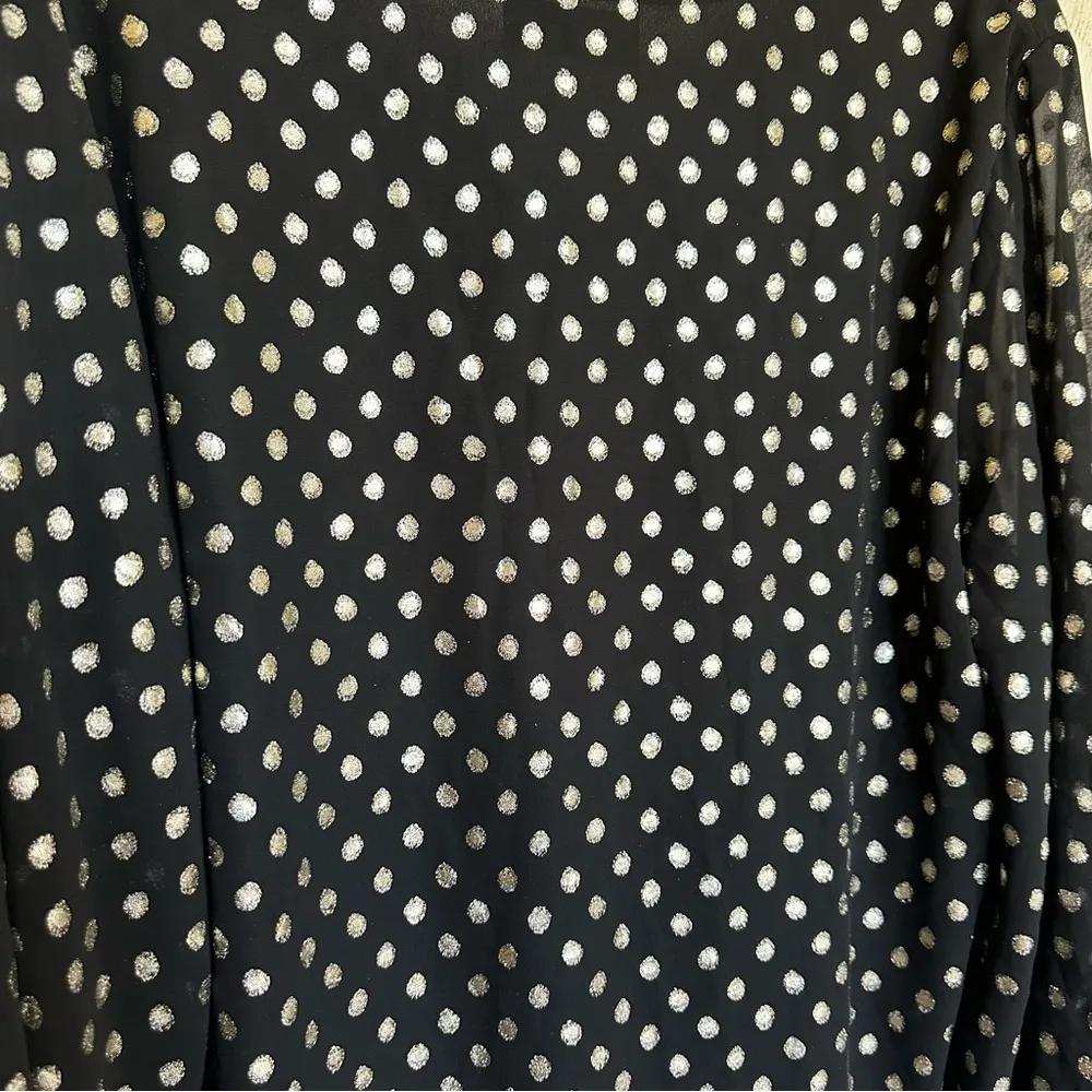 NWT Meritt Black Metallic Polka Dot Blouse 1x - Image 4