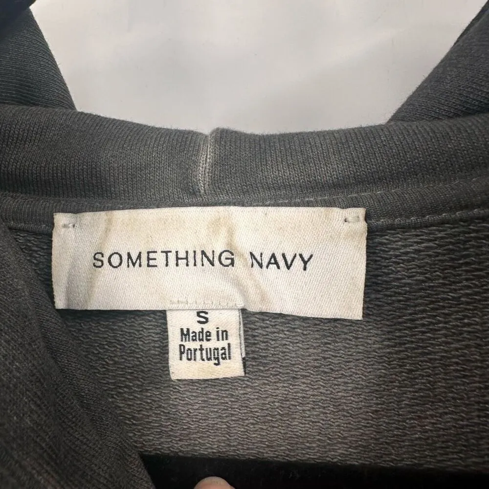 Something Navy Taylor Ruffled Hooded Sweatshirt Charcoal Gray Crop Small Hoodie - Image 4