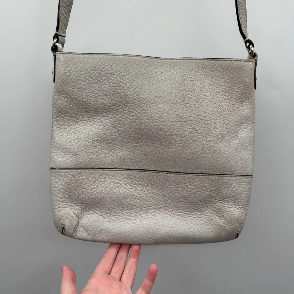 Kate‎ Spade Bag Bay Street Cora Pebbled Leather Beige Gray Crossbody - Image 10