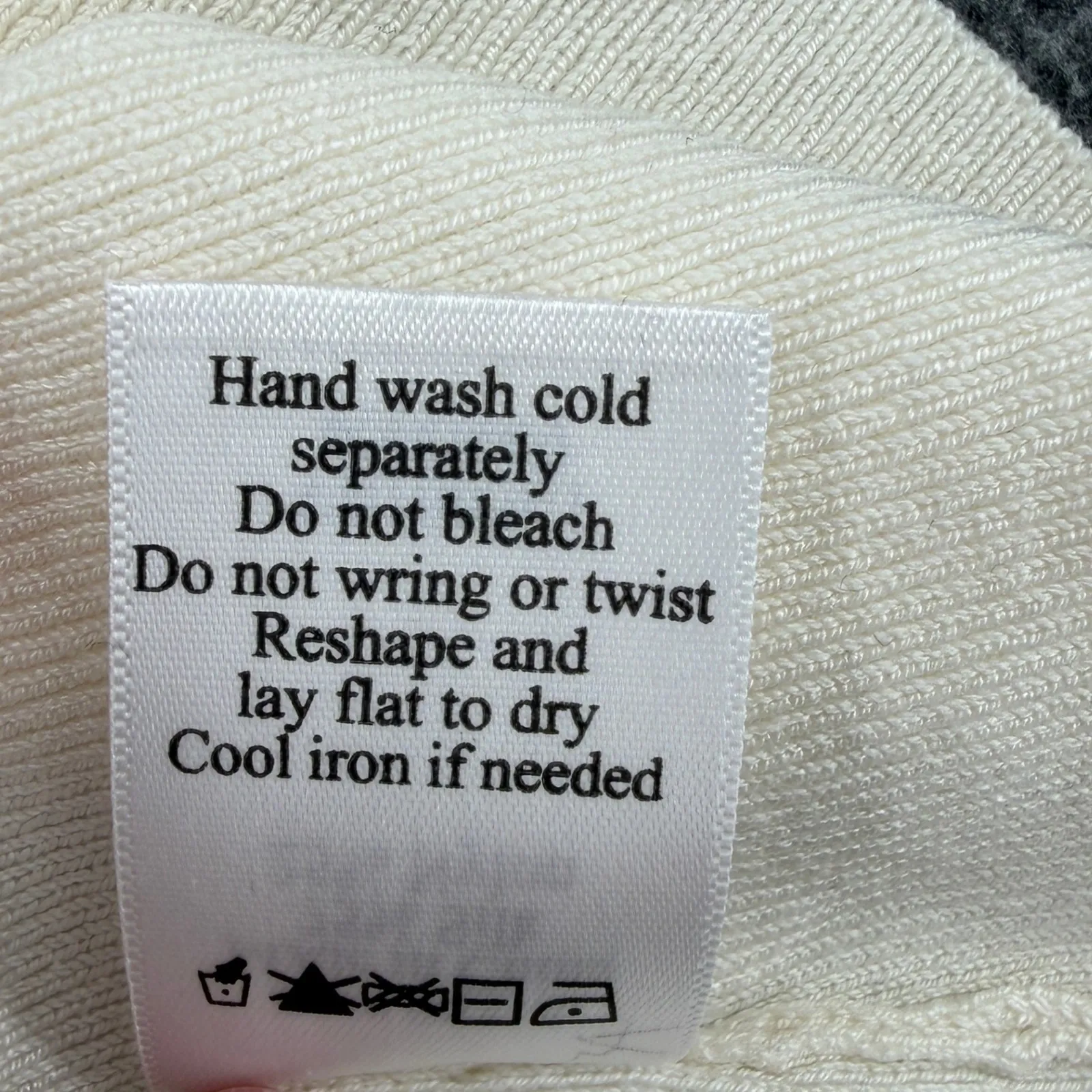 Coldwater Creek Womens Silk Blend Cream V Neck Sleeveless Knit Top Size L 14-16 - Image 8