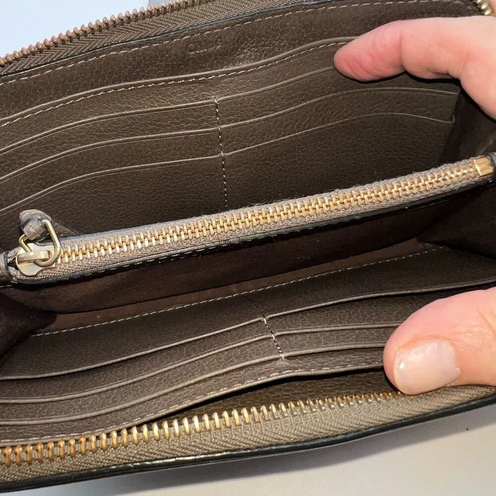 Chloe Rock Calfskin Party Long Zip Wallet with FULL INCLUSION - Image 10