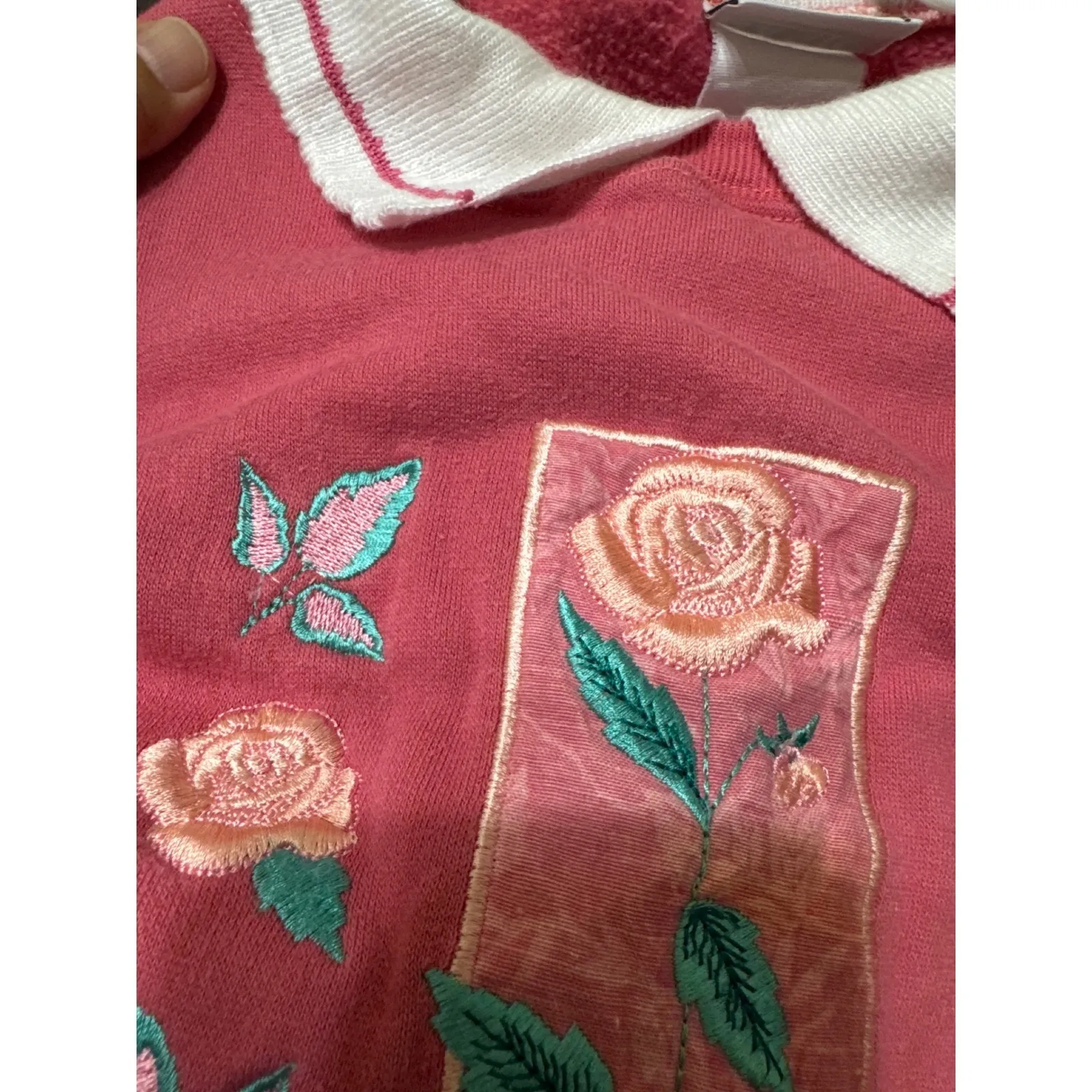 VTG Basic Editions Vintage Embroidered‎ Rose Sweatshirt Collared Pullover Sz L? Red Size L - Image 6