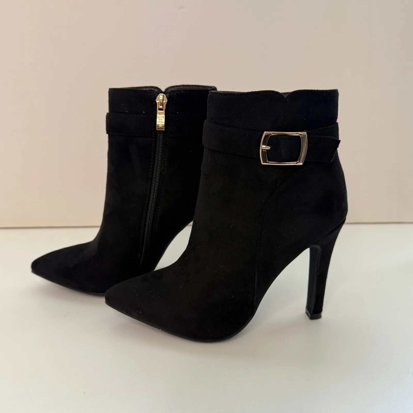 Idifu Dana Pointed Toe Stiletto High Heels Ankle Bootie Sz 6.5 Faux Suede Buckle Black - Image 5