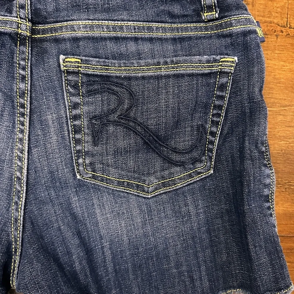 Rock & Republic Denim Shorts Size 2 EUC - Image 3