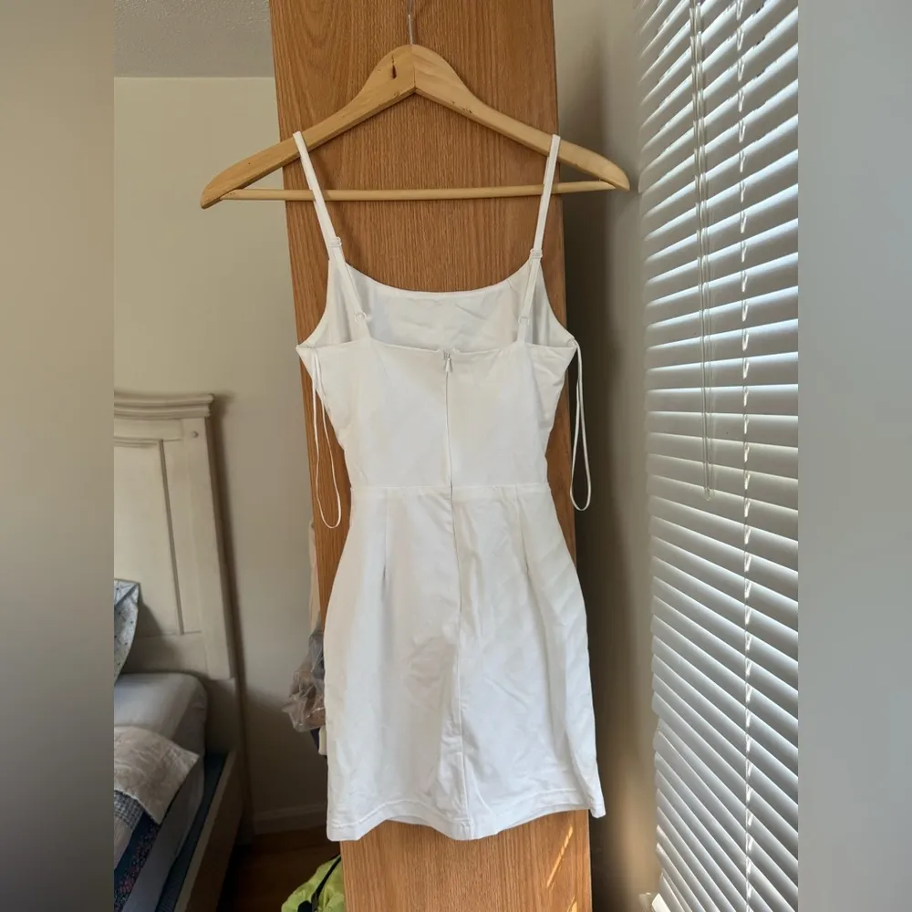 Superdown Arianna Cut Out Dress - Image 5