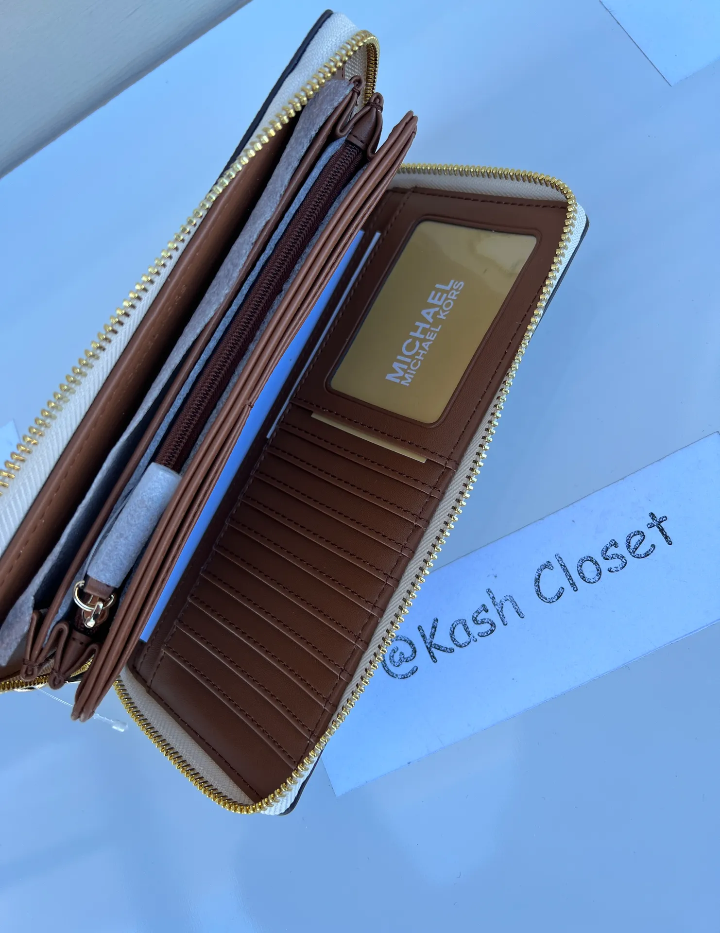 Michael Kors Large Logo Travel Continental Wallet/Wristlet - Vanilla - Image 4