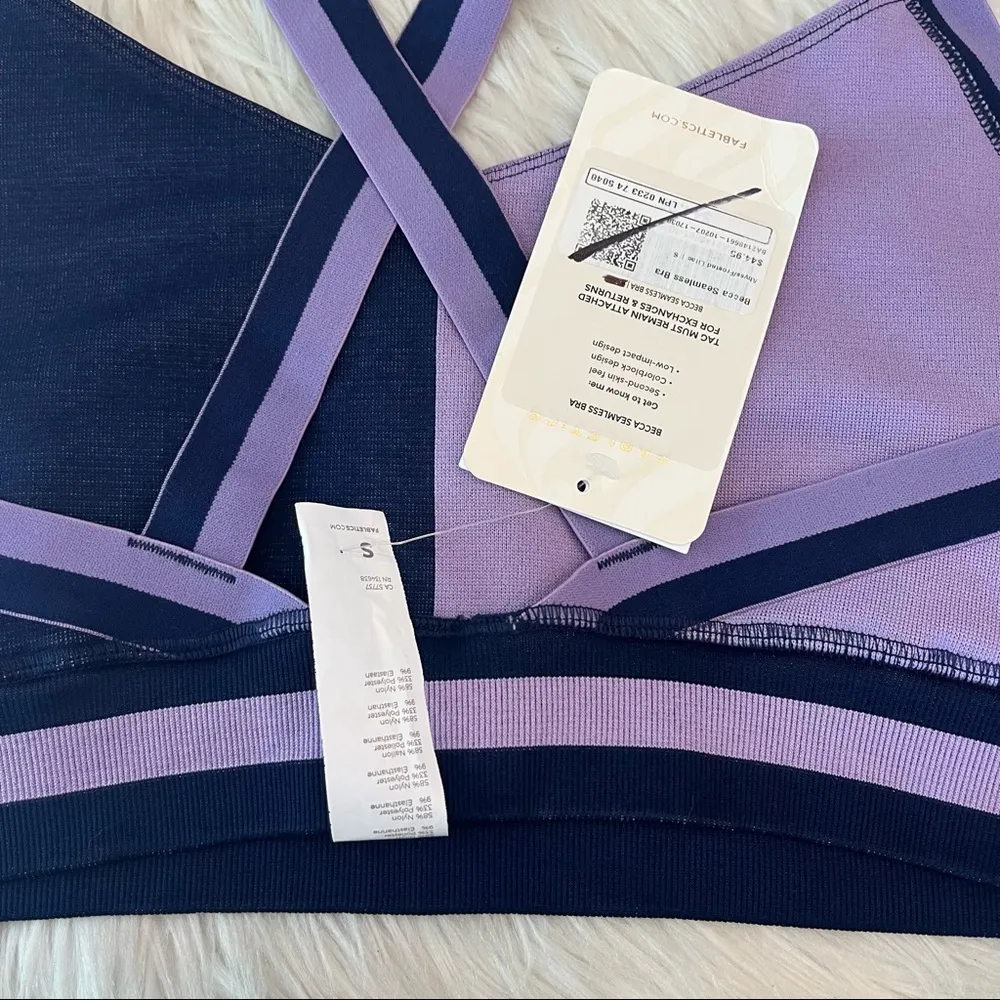 NWT  Women’s Small Becca Seamless Sports Bra in Abyss/Frosted Lilac - Image 11