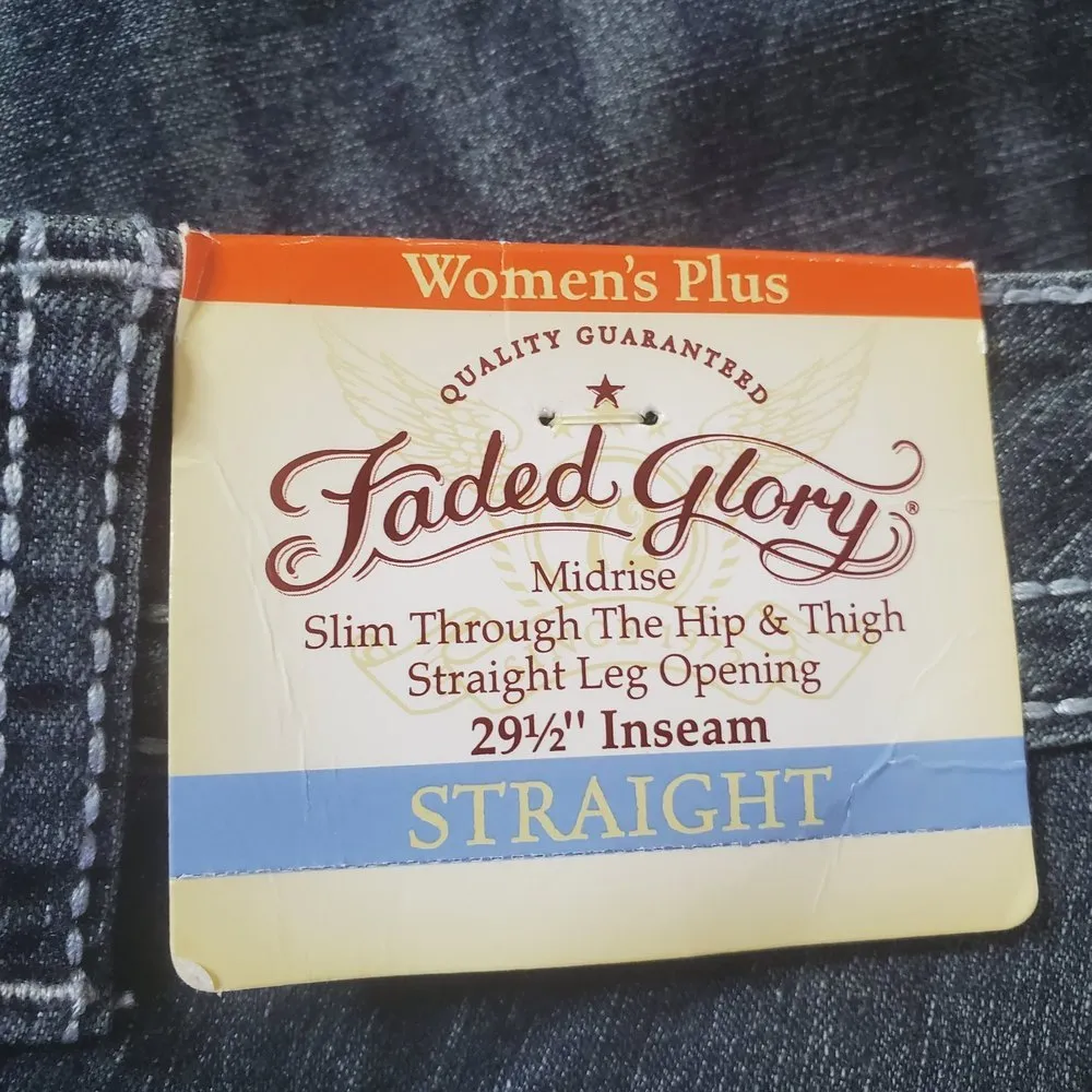 mid rise straight leg plus size Embellished dark wash jeans size 18W - Image 5