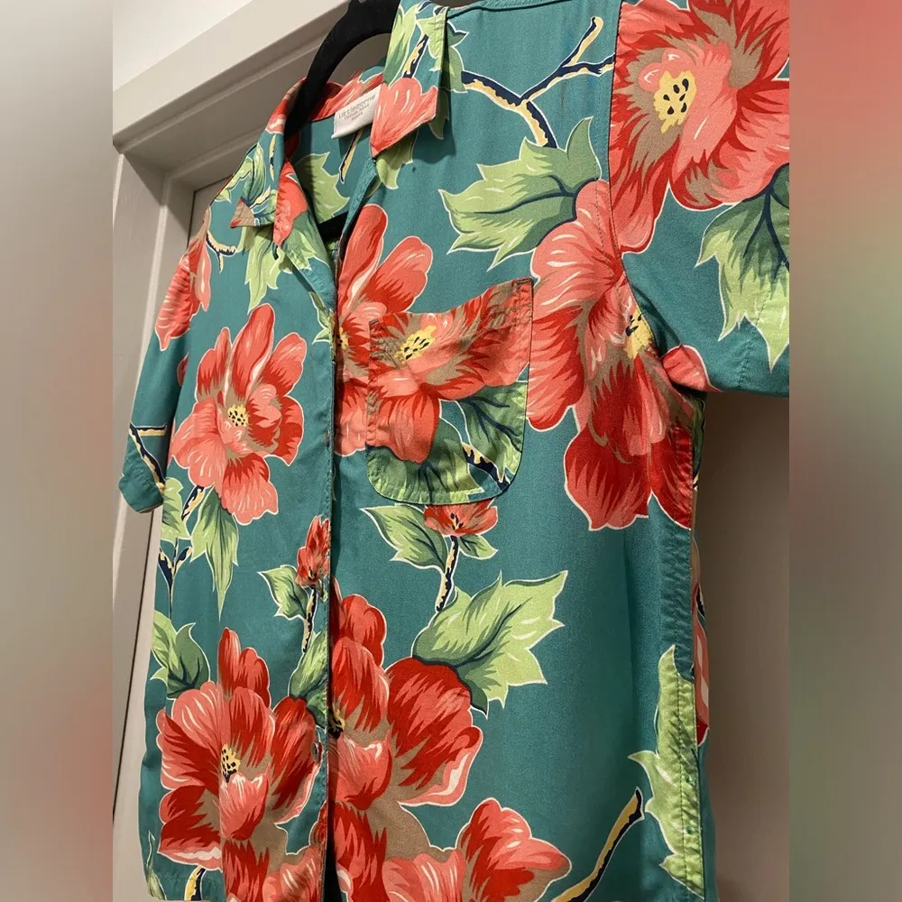 VTG 90s Liz Claiborne Green & Red Tropical Floral Button-Up Collared Shirt - SP - Image 6