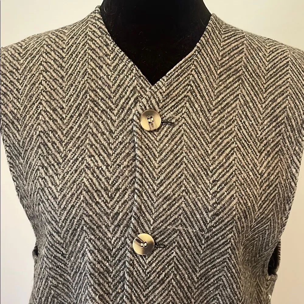 Herringbone Button - Image 3