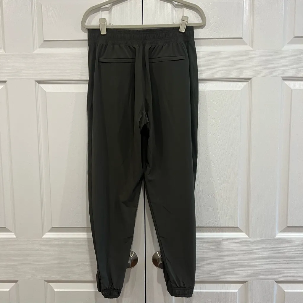 Athleta Brooklyn Jogger Mountain Olive Green Pull On Womens 10 - Image 2