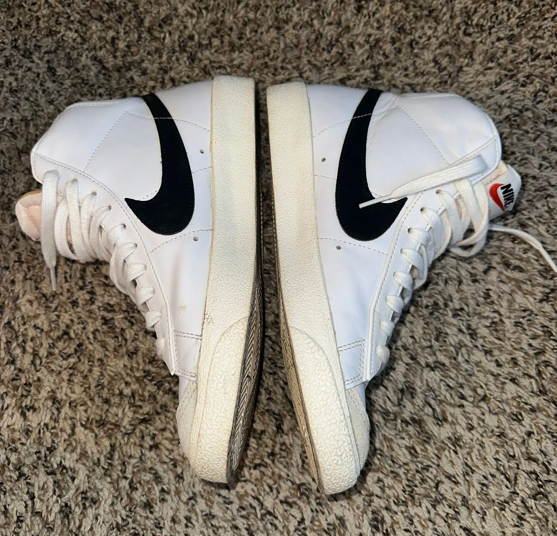 Blazer Mid 77 White Black W - Image 3