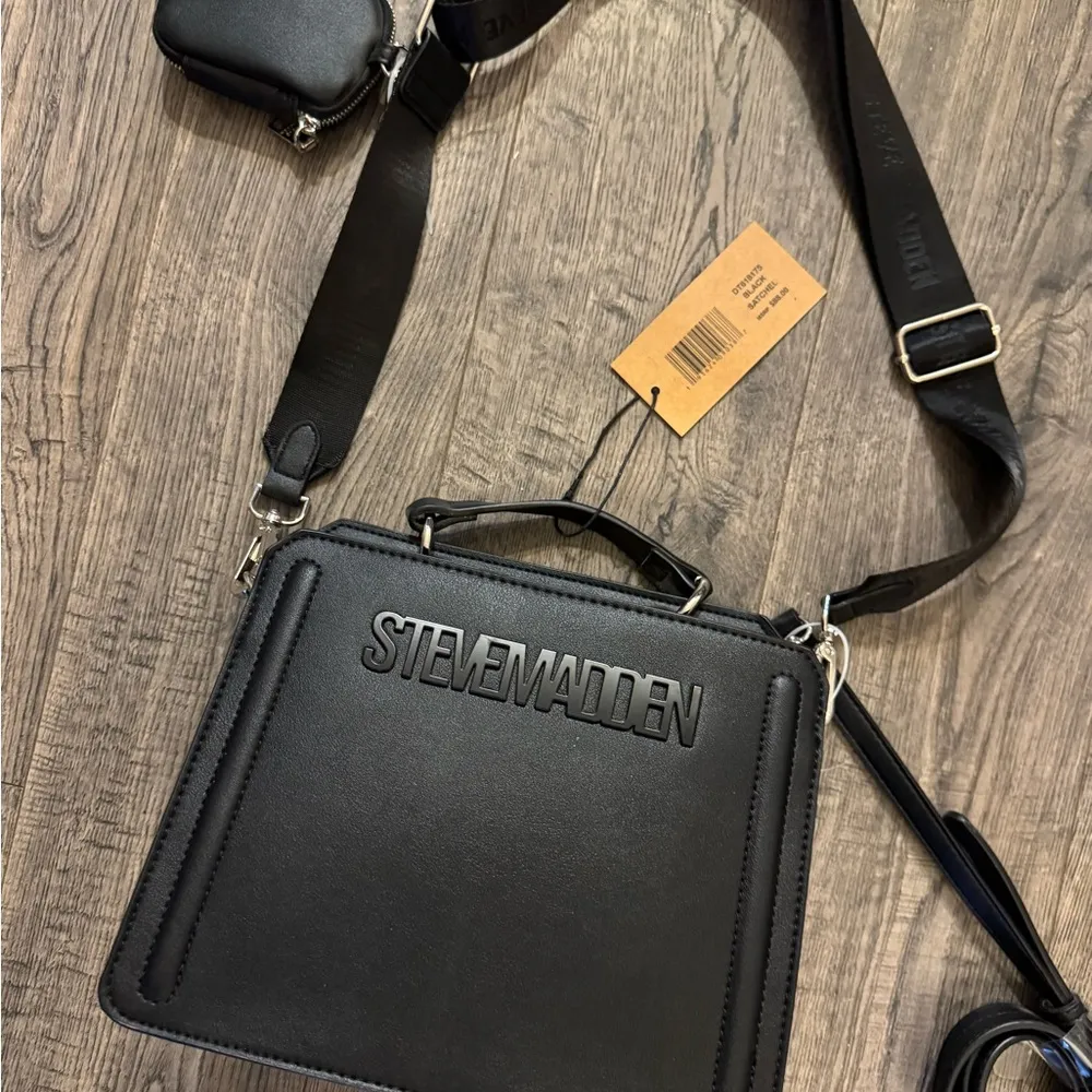 Steve Madden Black Bevelyn Crossbody Purse Bag With Pouch TikTok Viral NWT - Image 2