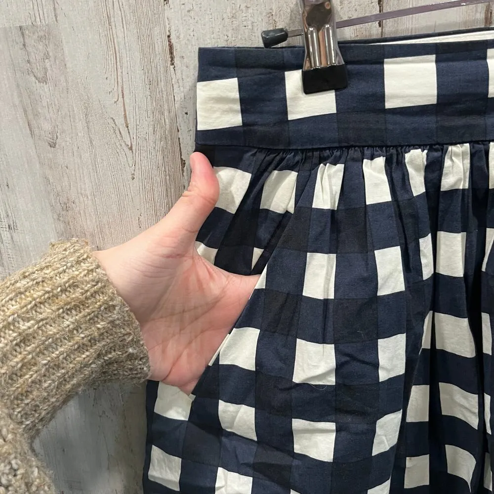 Banana Republic Navy GINGHAM Plaid FULL SKIRT Pockets Knee Length Womens Size 4 - Image 3