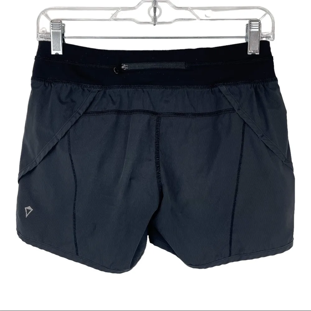 Lululemon Ivivva Relay Racer Athletic Shorts Sz 14 girls 4 womens Black Grey - Image 3