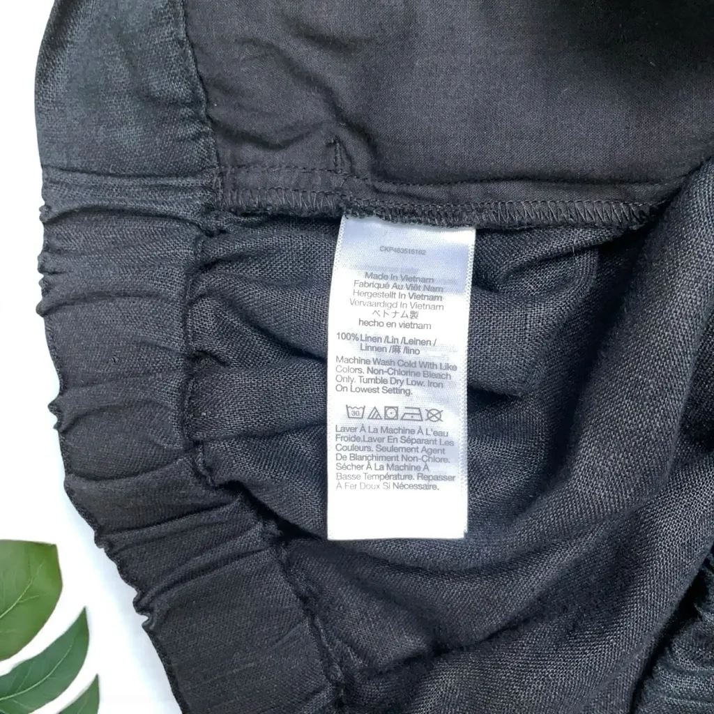 Madewell Clean Pull-On Shorts in 100% Linen |  True Black - Image 8