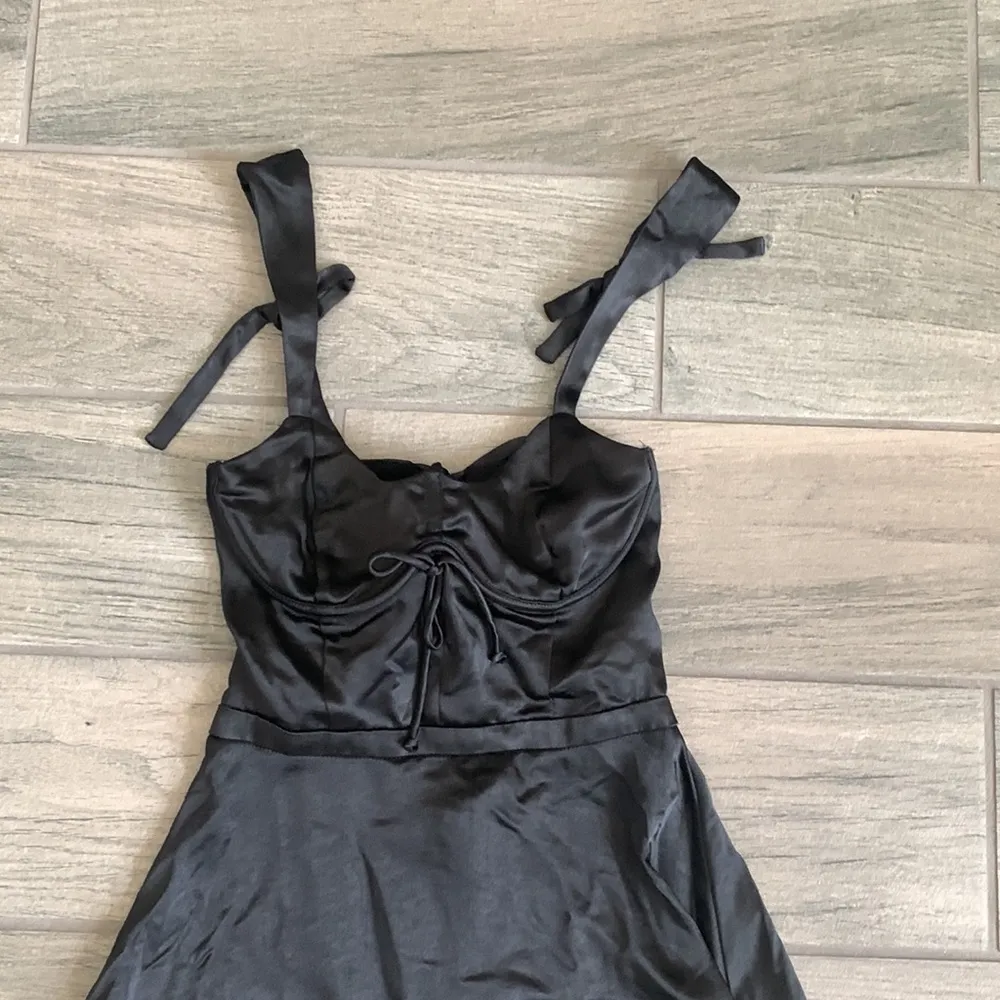 For love and lemons black mini dress - Image 2