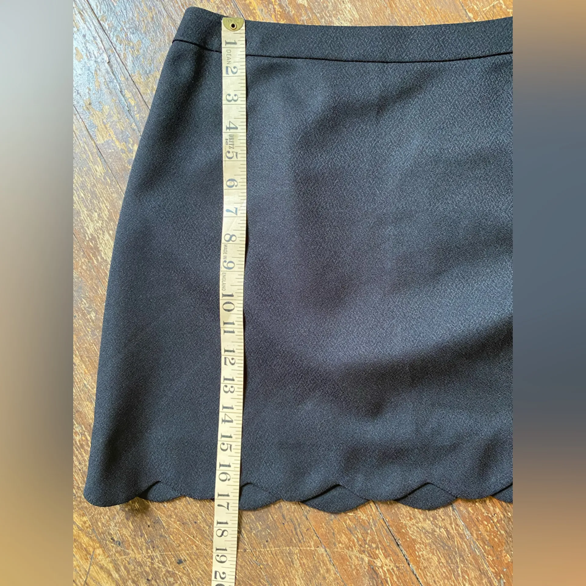 Lush Black A-Line Mini Skirt w/ Scalloped Edge Size LG - Image 6