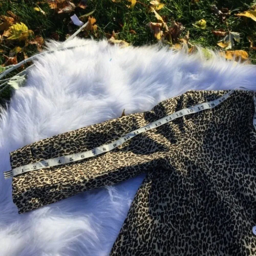 Silk Land Silk Pure Cheetah Print Button Top Size 4 100% Silk Animal Print Sassy Tan - Image 4