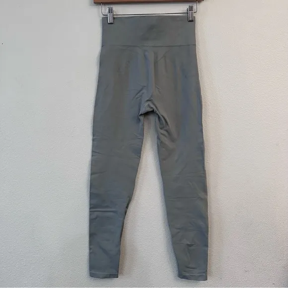 Cuyana‎ Stretch High Waist Leggings  Size S / M Steel Gray Active Yoga - Image 6