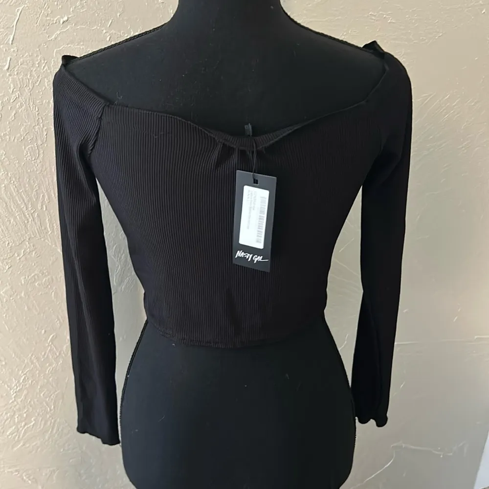 NWT Nasty Gal black off shoulder long sleeve ribbed Bardot  crop top - Image 3