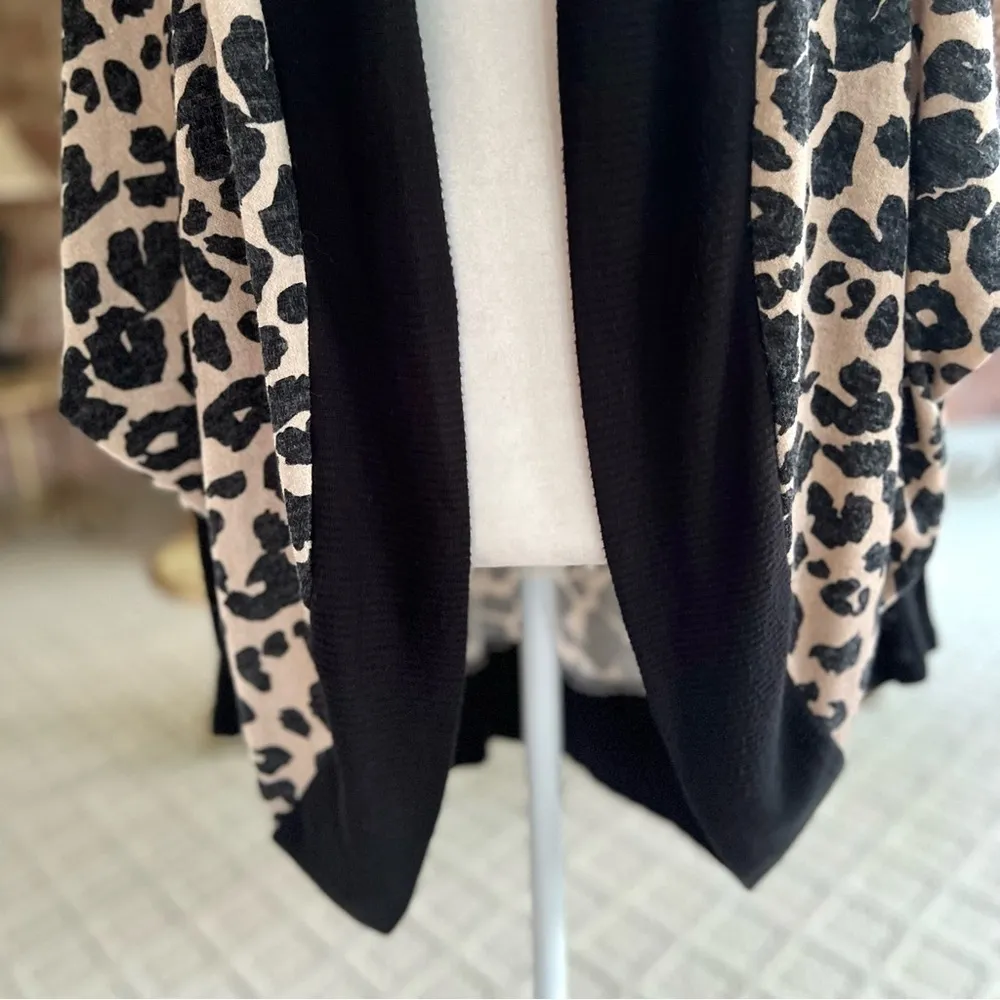 First Love Latte Cardigan Cocoon Animal Print Open Front NWOT M Knit Relaxed - Image 7
