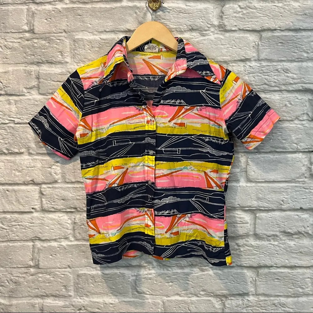 Vintage 70’s 100% Nylon Abstract Print Button Up Shirt Size Women’s Extra Small - Image 2