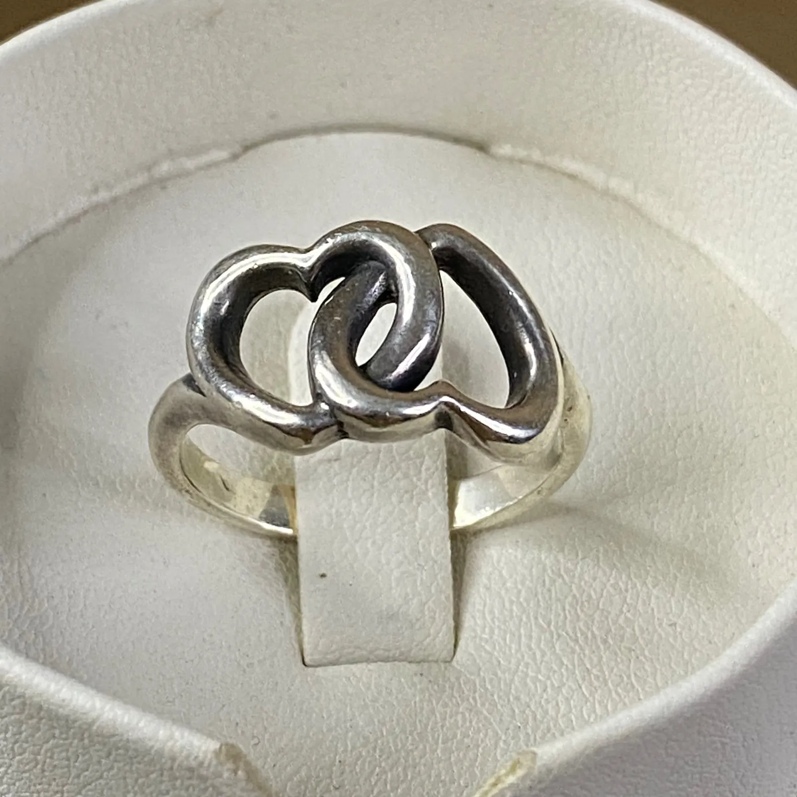 Sterling Silver Interlocking Hearts Ring Band Love Promise Gift Jewelry EUC Sz 9 - Image 2