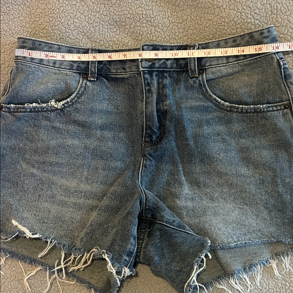 BDG Urban Outfitter’s Women's 30 A-Line Denim Short Blue 100% Cotton Inseam 4” - Image 4