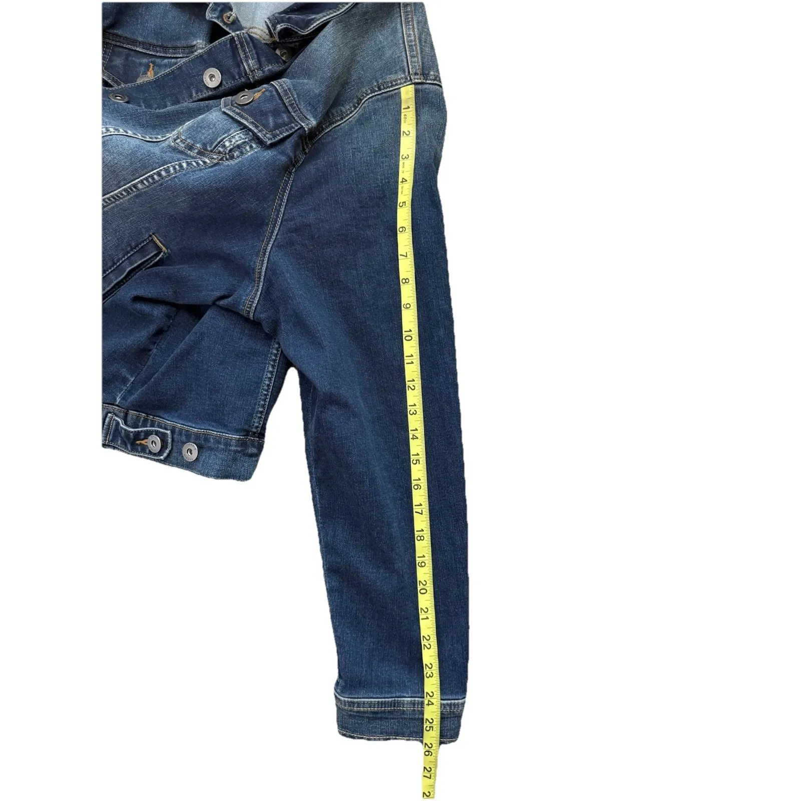 Torrid Women's Dark Wash Denim Jean Trucker Jacket Button Front Size 3 (3X) - Image 11