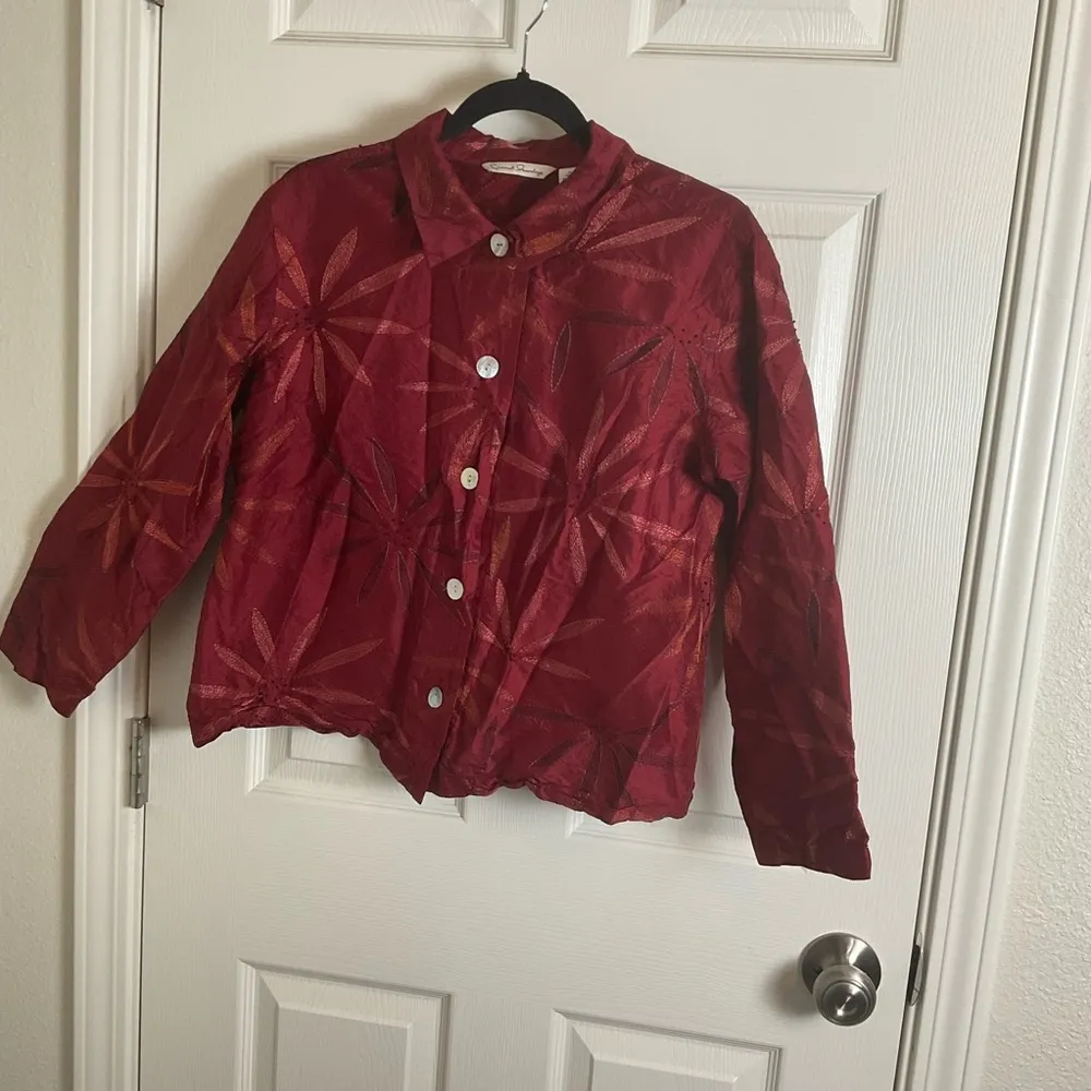 French Laundry Stylish silk  Women's top size large - Image 2