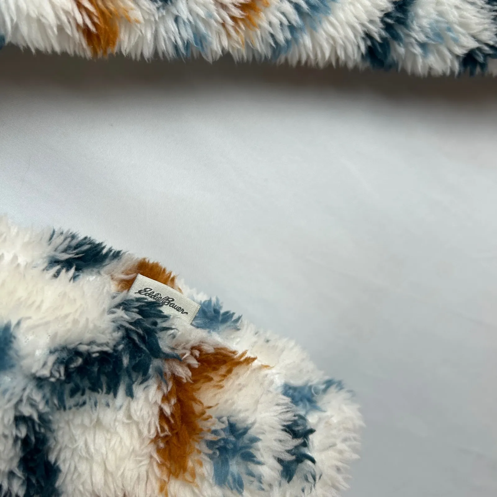 Eddie Bauer‎ Womens Small Faux Fur Pullover Aztec Print Quarter Zip Pink Trim - Image 14