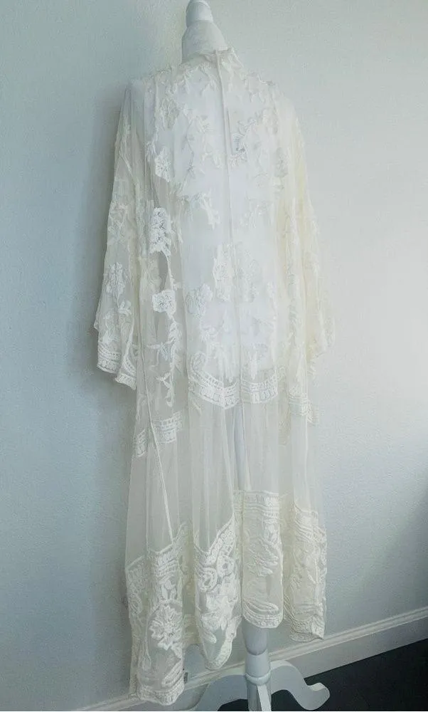 NWT Dizzy Lizzy Women's Sheer Lace Cream Embroidered Mesh Flyaway Kimono White Size L - Image 6