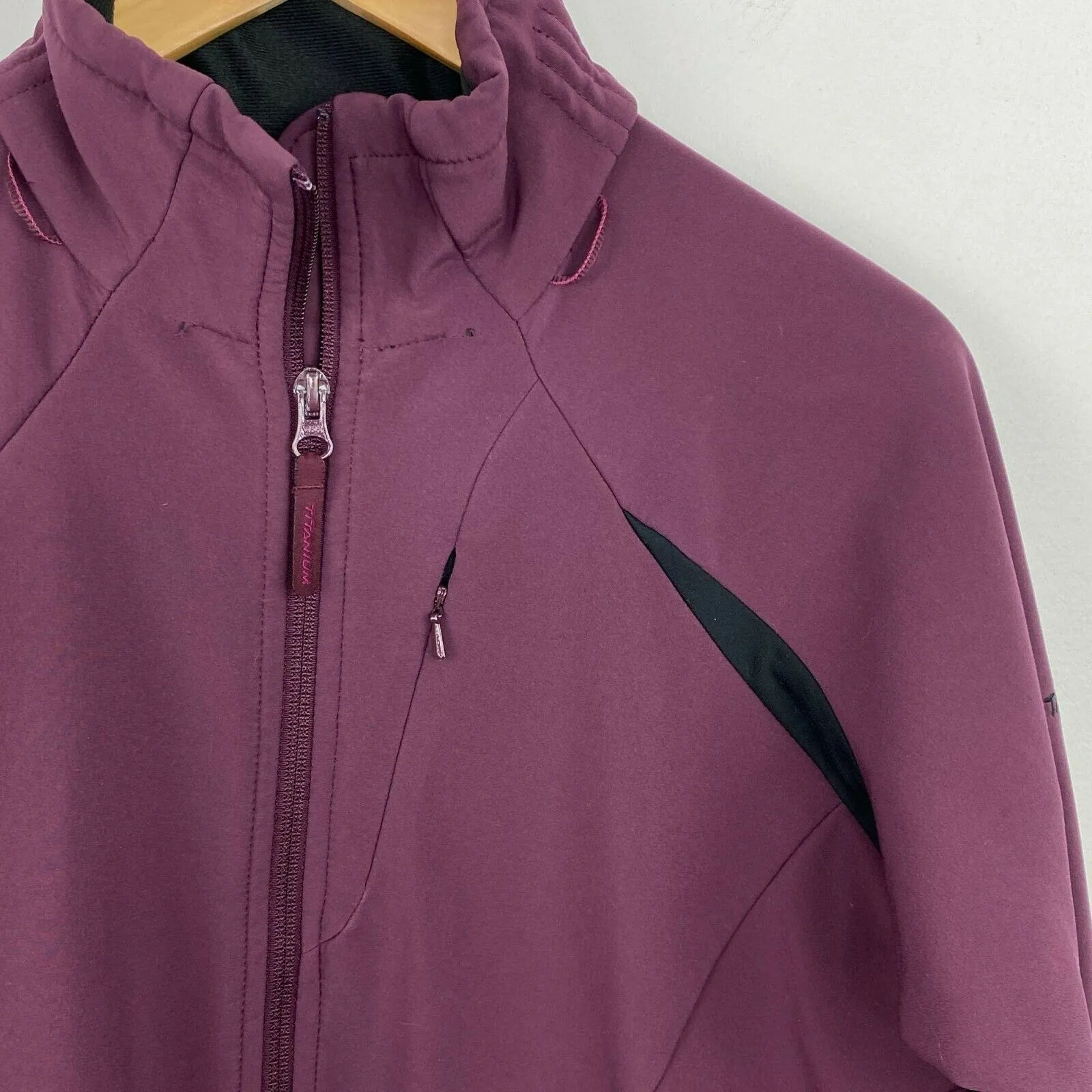 Columbia Deep Purple Titanium Full Zip Softshell Jacket Women's Size Small S - Image 3