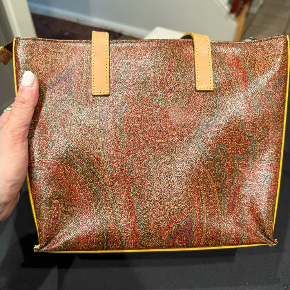 Etro Burgundy Paisley Zip Top Tote Handle Bag
Neon Trim Accents Brown - Image 12