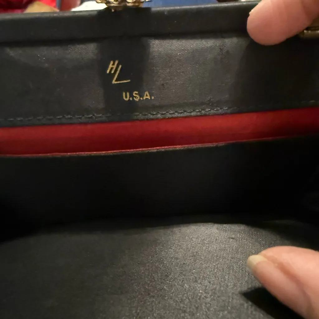 Chic Black Leather Clutch - Image 3